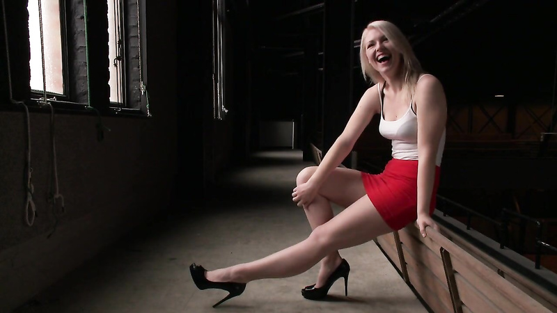 Fucked and bound	[2014-04-25]Young Slut takes 2 Massive Cocks(Mickey Mod, Owen Gray)
