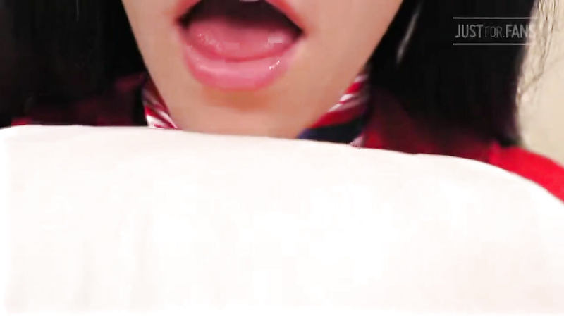 The Diapered Stewardess